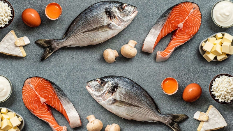 Cá béo giàu omega-3 giúp tăng cường tác dụng chống oxy hóa, hỗ trợ giữ ẩm da