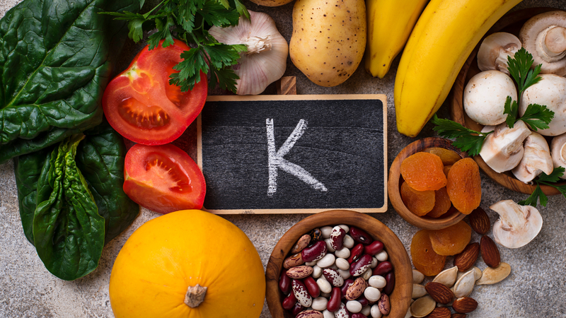 Ăn nhiều thực phẩm giàu kali giúp cân bằng tác động của natri