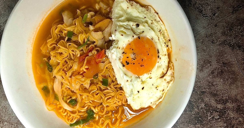 Ăn mì tôm có bị sẹo lồi không? Thực phẩm không nên ăn khi bị vết thương 1