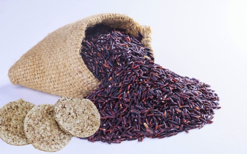 Ăn nhiều bánh gạo lứt tím than có tốt không?