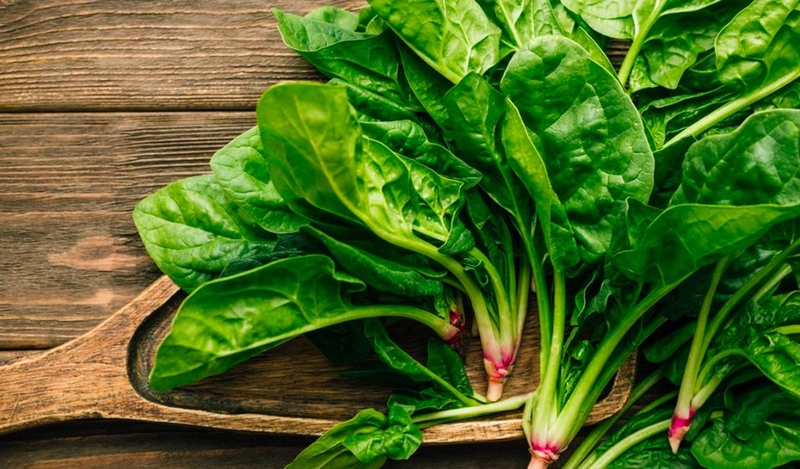 Ăn nhiều rau bina có tốt không? Những ai không nên ăn? 3