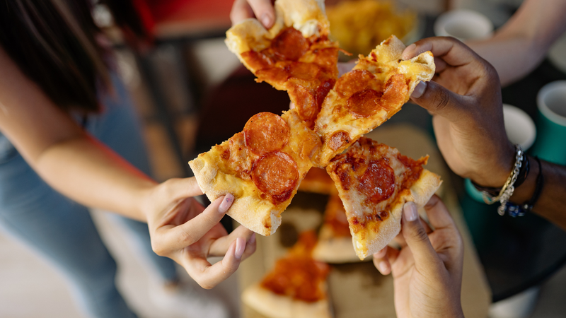 Khi ăn pizza cần chú ý đến loại nguyên liệu, khẩu phần và tần suất sử dụng
