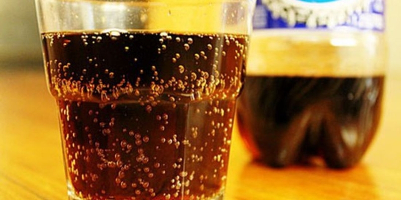 Ăn sầu riêng uống coca có sao không? Cần lưu ý gì khi sử dụng hai loại thực phẩm này 3
