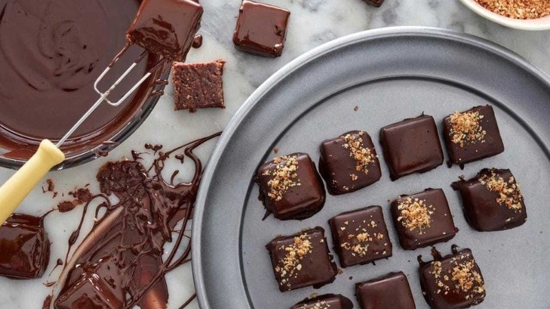 Ăn socola giảm đau bụng kinh kỳ đèn đỏ có thật không? 1