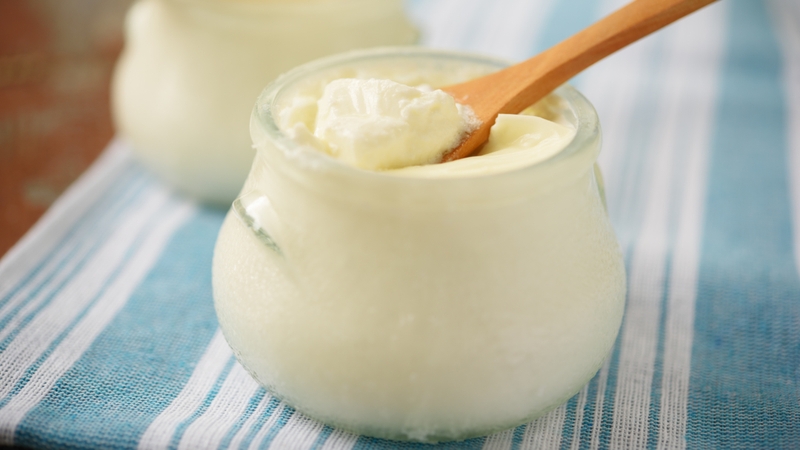 Ăn sữa chua có tác dụng gì? Ăn nhiều sữa chua có tốt không? 1