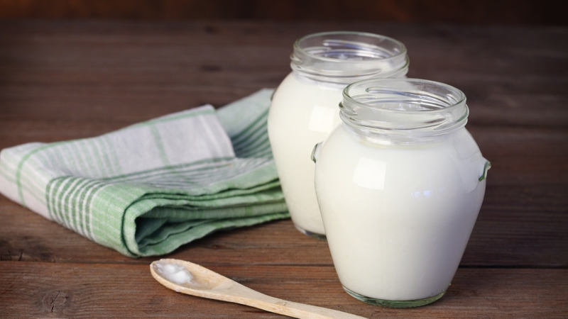 Ăn sữa chua có tác dụng gì? Ăn nhiều sữa chua có tốt không? 2