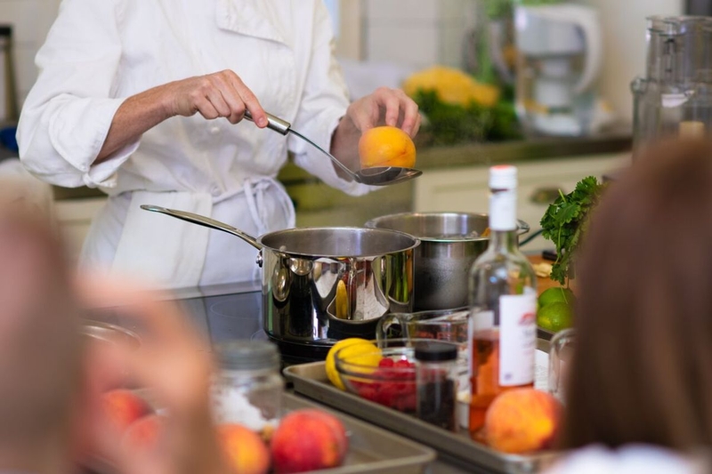 Ăn tiết canh bị hoại tử có thật hay không? 3