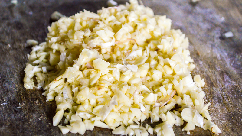 Ăn tỏi quá nhiều làm tăng nguy cơ chảy máu