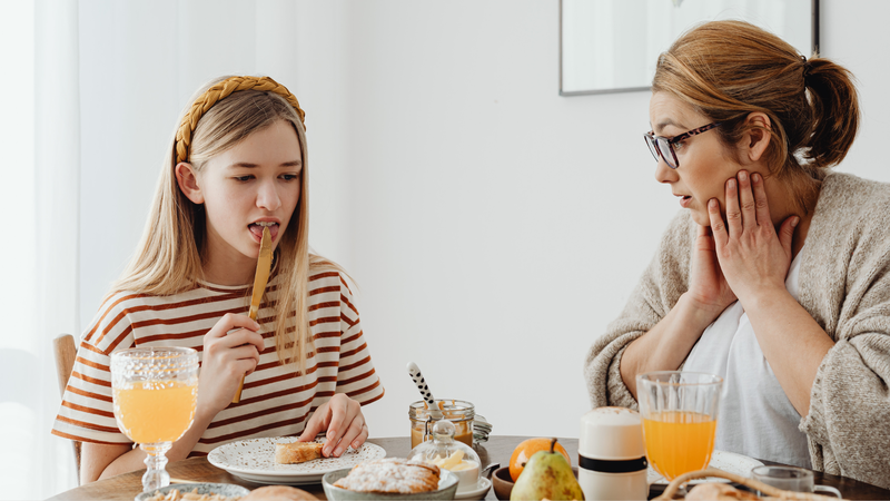 Có thể ưu tiên ăn trái cây vào giữa các bữa chính