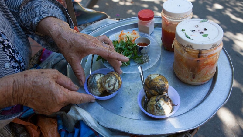 Thực hư chuyện ăn trứng vịt lộn khiến trẻ chậm phát triển 4