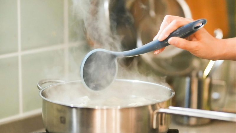 Thực hiện nghiêm nguyên tắc “ăn chín, uống chín”