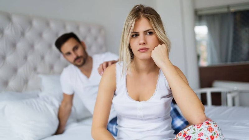 Sự quen thuộc và nhàm chán khiến cảm xúc yêu đương không còn mãnh liệt như trước