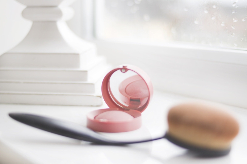 Góc giải đáp: Phun môi nano kiêng gì? 5