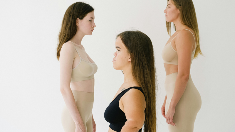 Áo lá giúp bảo vệ và hỗ trợ sự phát triển tự nhiên của bé gái tuổi dậy thì