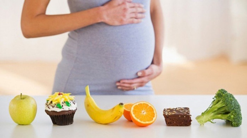 Bà bầu 3 tháng đầu nên ăn gì? Danh sách thực phẩm vàng an toàn cho mẹ và bé 1