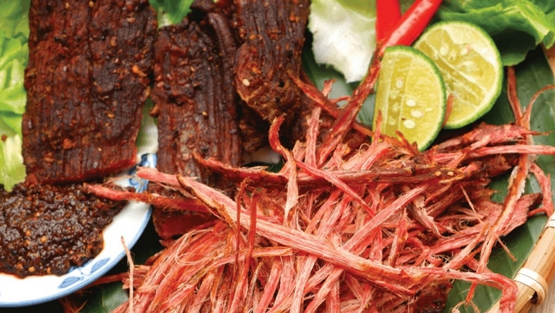 Bà bầu ăn được thịt lợn gác bếp không? Mẹ bầu nên ăn thịt lợn gác bếp như thế nào 2