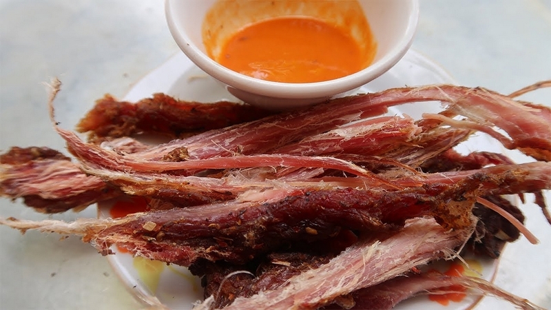 Bà bầu ăn được thịt lợn gác bếp không? Mẹ bầu nên ăn thịt lợn gác bếp như thế nào 4