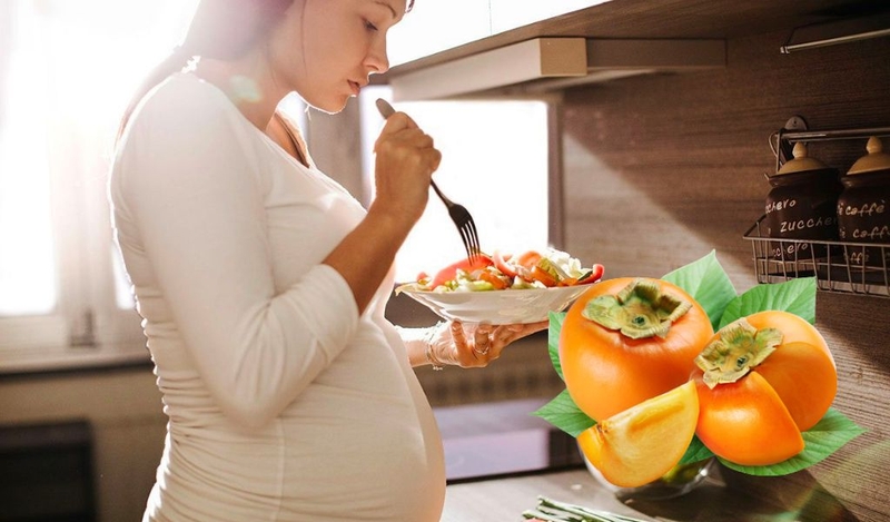 Bà bầu ăn hồng ngâm được không​? Lưu ý khi ăn và cách chọn mua? 3