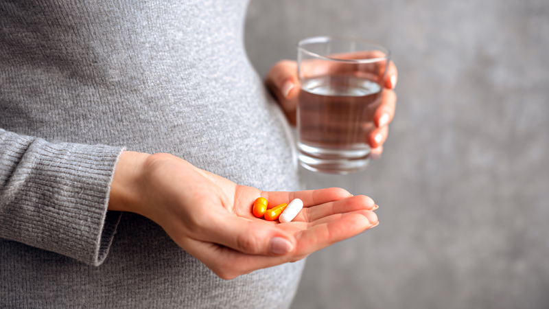 Bà bầu bị cảm cúm 3 tháng đầu chỉ uống thuốc theo đúng chỉ định của bác sĩ