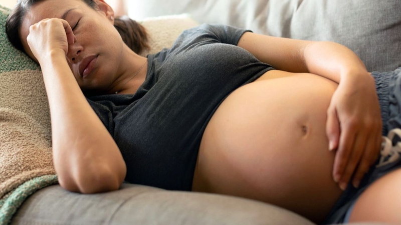 Trong tam cá nguyệt thứ hai, nhiều mẹ bầu bắt đầu cảm thấy hụt hơi; tình trạng này có thể rõ hơn khi thai tiếp tục lớn dần