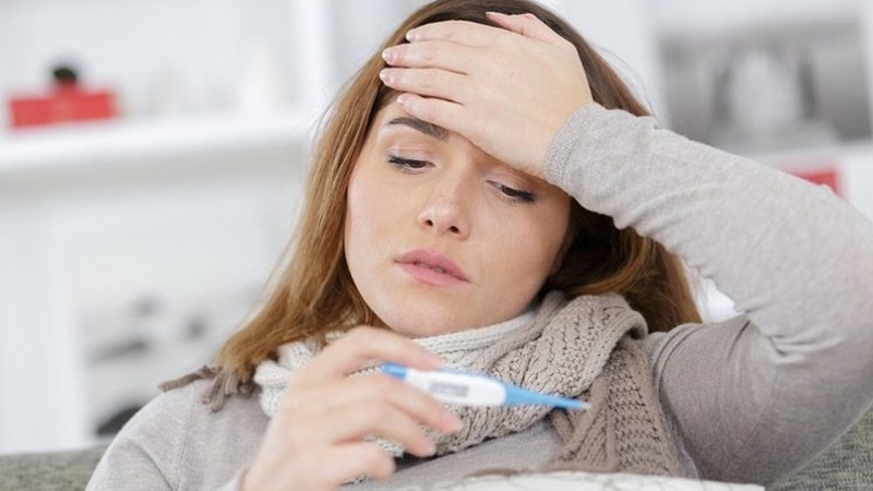 Bà bầu bị viêm họng 3 tháng đầu: Nguyên nhân và cách điều trị an toàn 2