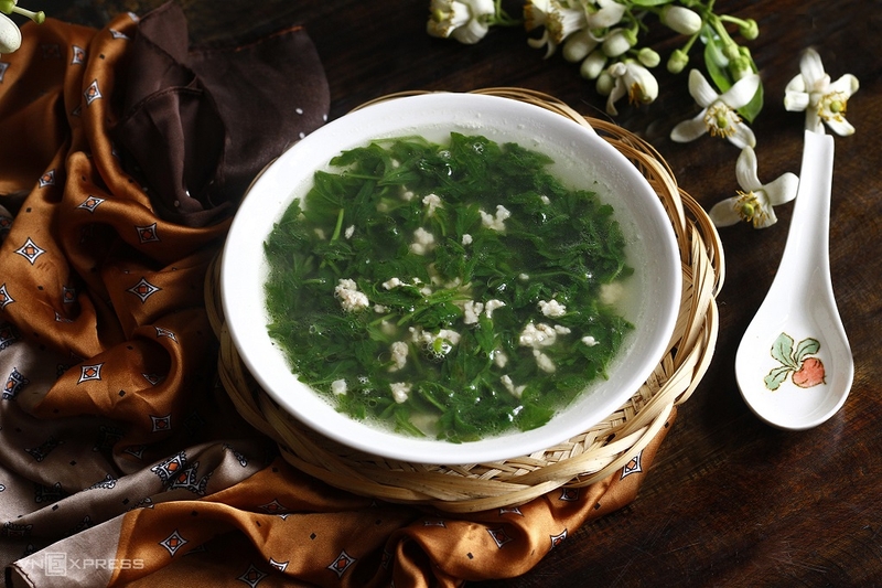 Bà bầu có ăn được ngải cứu không? Những điều bà bầu cần lưu ý khi ăn ngải cứu 2