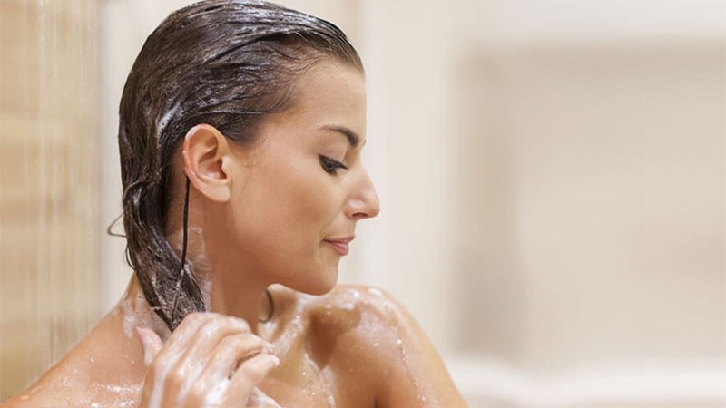 Bà bầu nên dùng dầu gội nào tốt và an toàn? 1