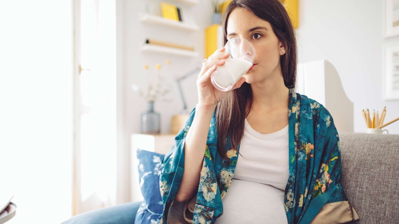 Bà bầu nên uống sữa hạt vào lúc nào? Cần phải lưu ý những gì? 3