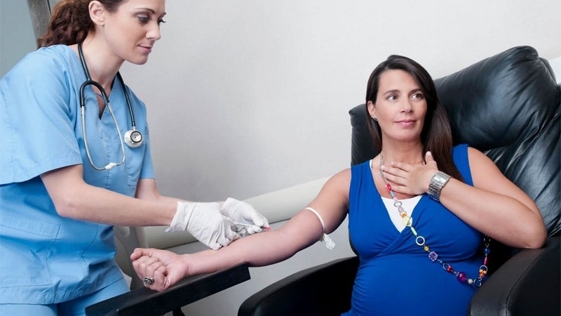 Bà bầu tiêm uốn ván đau không? 1