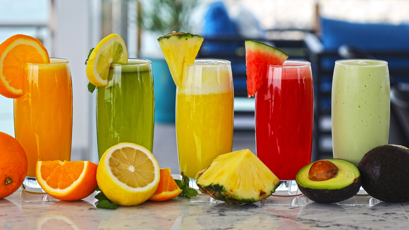 Uống đủ nước là yếu tố quan trọng cho thai kỳ khỏe mạnh