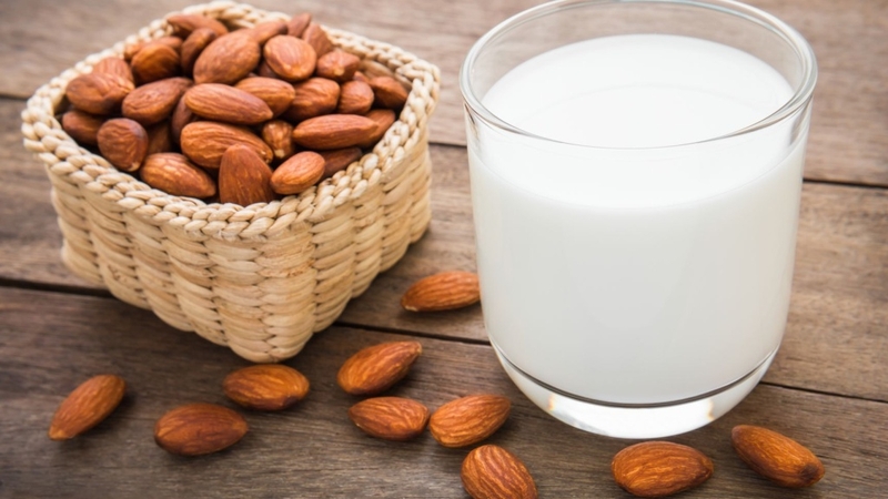 Bà bầu uống sữa hạt có tốt không? Lợi ích và lưu ý khi sử dụng 3