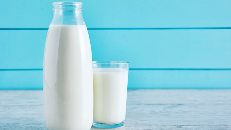 Bà bầu uống sữa tươi thay sữa bầu được không? 3