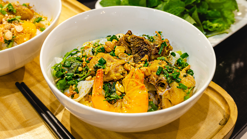 Bà đẻ sau sinh ăn mì Quảng được không? Sau sinh nên ăn gì? 1