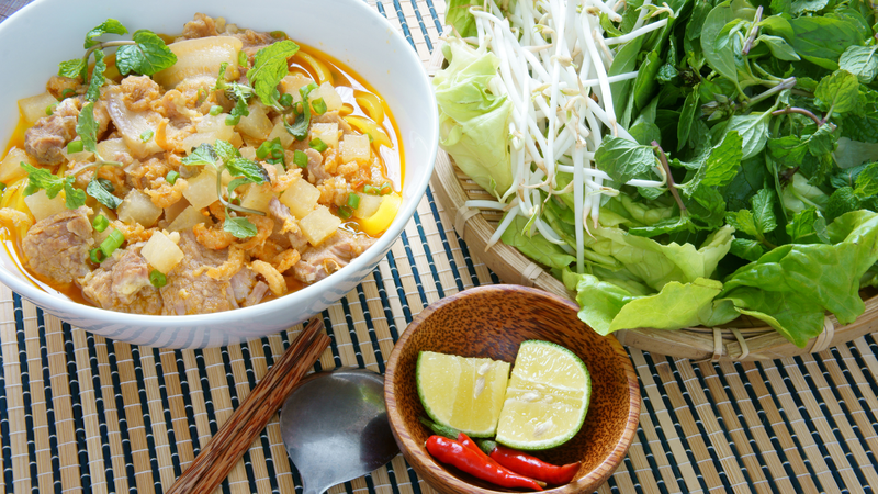 Bà đẻ sau sinh ăn mì Quảng được không? Sau sinh nên ăn gì? 2