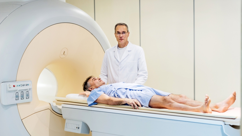 Bác sĩ xét nghiệm ung thư tuyến tiền liệt như thế nào? 3