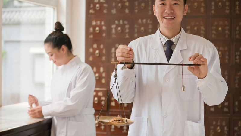 Tham khảo ý kiến bác sĩ trước khi sử dụng bạch phục linh