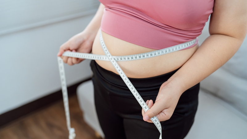 Bài tập đơn giản giúp đốt chất béo, giảm cân khi ngồi 2