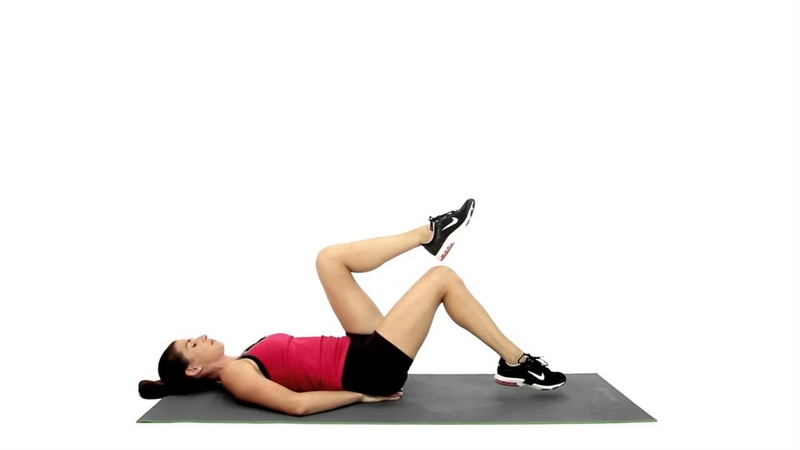 Bài tập toe taps là một trong những bài tập dễ thực hiện giúp cải thiện đôi chân vòng kiềng hiệu quả