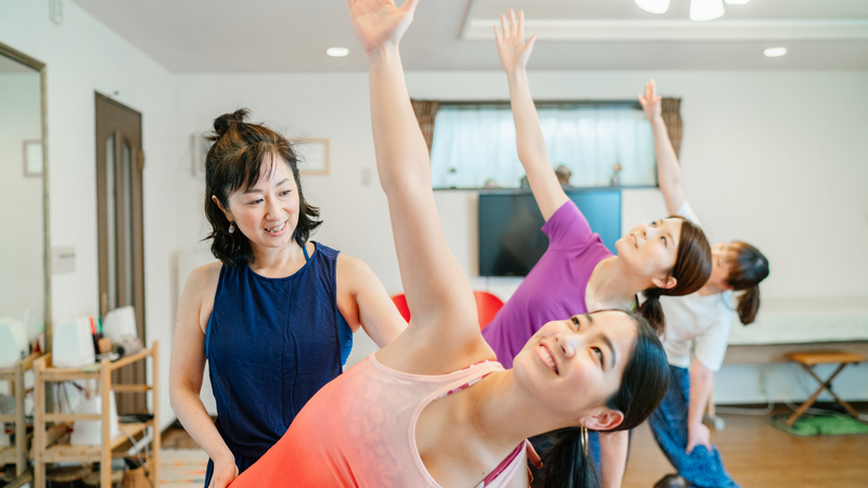 Yoga thư giãn và tĩnh tâm là phương pháp chăm sóc sức khỏe đơn giản