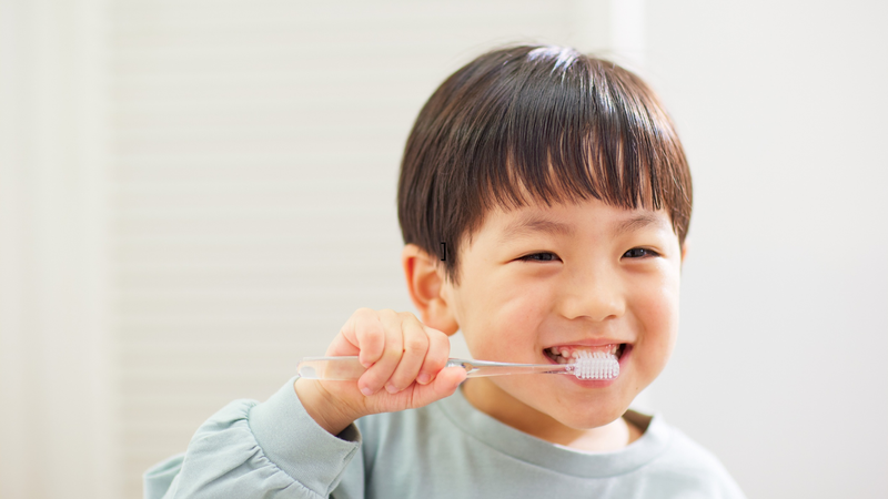 Hướng dẫn trẻ chải răng đúng cách là nền tảng cho hàm răng khỏe mạnh