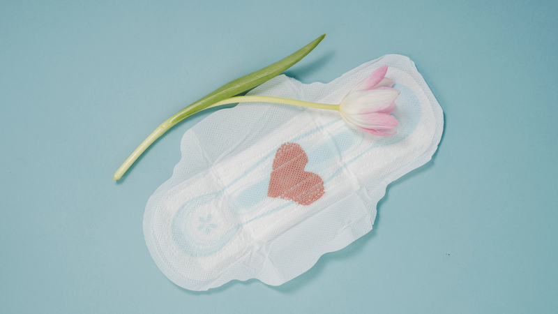 Ra máu nhẹ trong vài ngày đầu sau đặt vòng là hiện tượng phổ biến