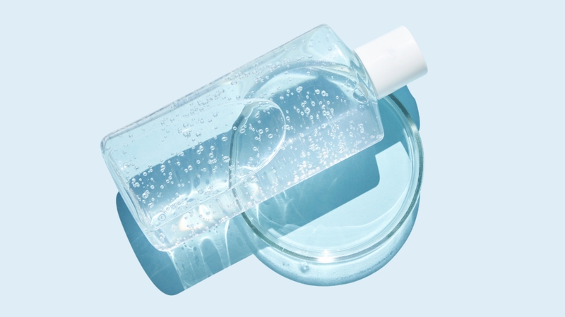 Chọn lotion dịu nhẹ và ngừng sử dụng nếu da xuất hiện dấu hiệu kích ứng
