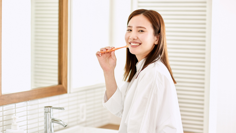 Chăm sóc răng miệng nhẹ nhàng giúp giảm ê buốt và bảo vệ miếng trám