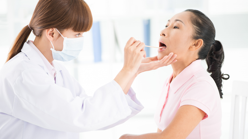 Đừng ngần ngại tái khám nếu cơn đau không thuyên giảm hoặc có dấu hiệu bất thường