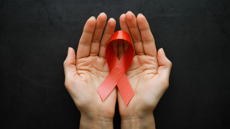 Xét nghiệm giúp phát hiện sớm tình trạng nhiễm HIV thông qua kháng nguyên p24 và kháng thể HIV trong máu