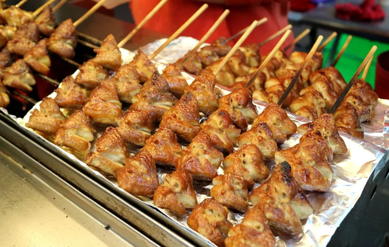 Ăn phao câu gà có tốt không? Đối tượng nào cần tránh? 2