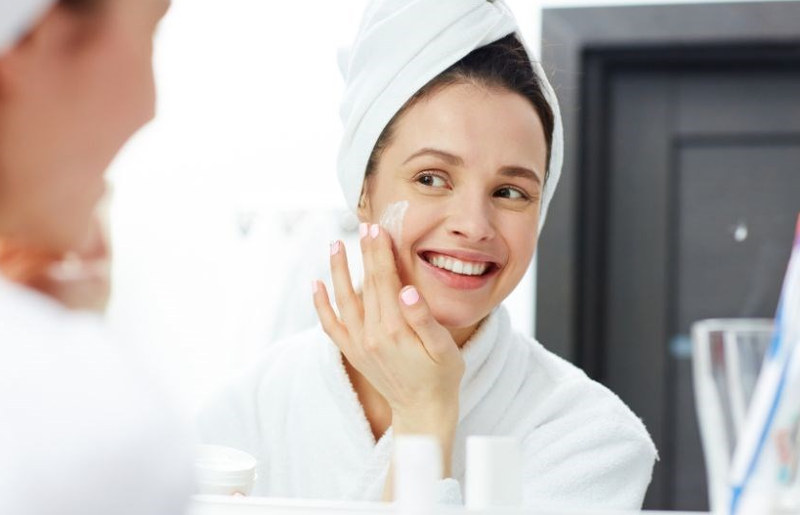 Bôi serum trước hay kem dưỡng trước thì đạt hiệu quả tối ưu? 4