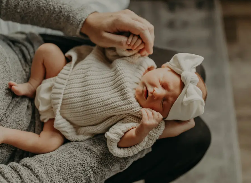 Có nên cho trẻ sơ sinh đi chơi buổi tối? 1