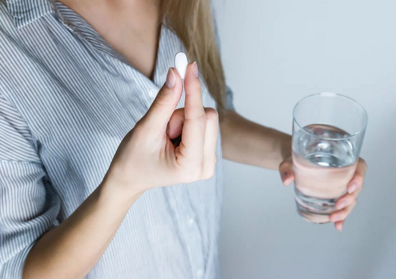 Có nên uống thuốc cầm máu sau khi nhổ răng? Những lưu ý quan trọng khi nhổ răng bạn cần biết 3