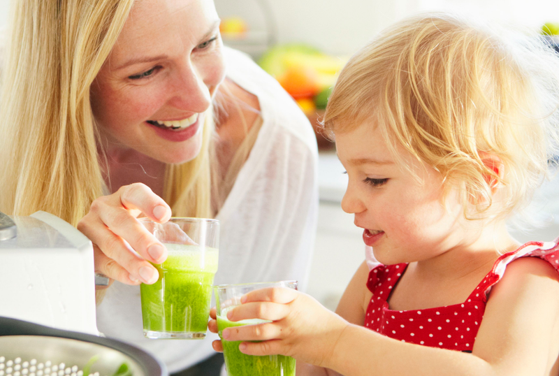 Giải đáp: Tuổi nào nên cho bé uống nước ép trái cây? 2